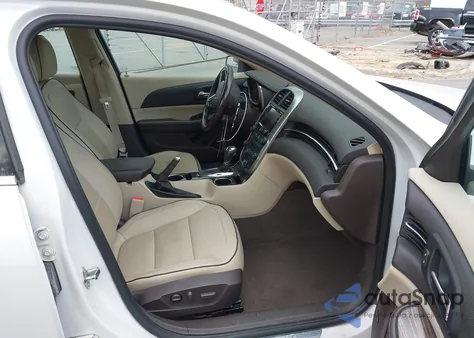 2015 Chevrolet Malibu 1Lz z USA, uszkodzony, nr VIN 1G11F5SL4FF185692